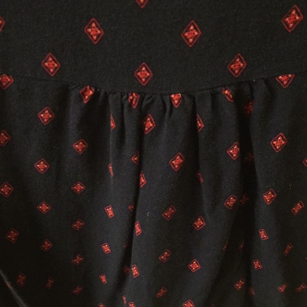 Top - Picture 5 of 8